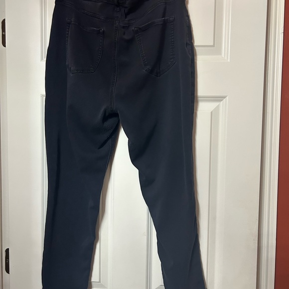 Nine West Women's High Rise Perfect Skinny Jessica Jean - Picture 2 of 3